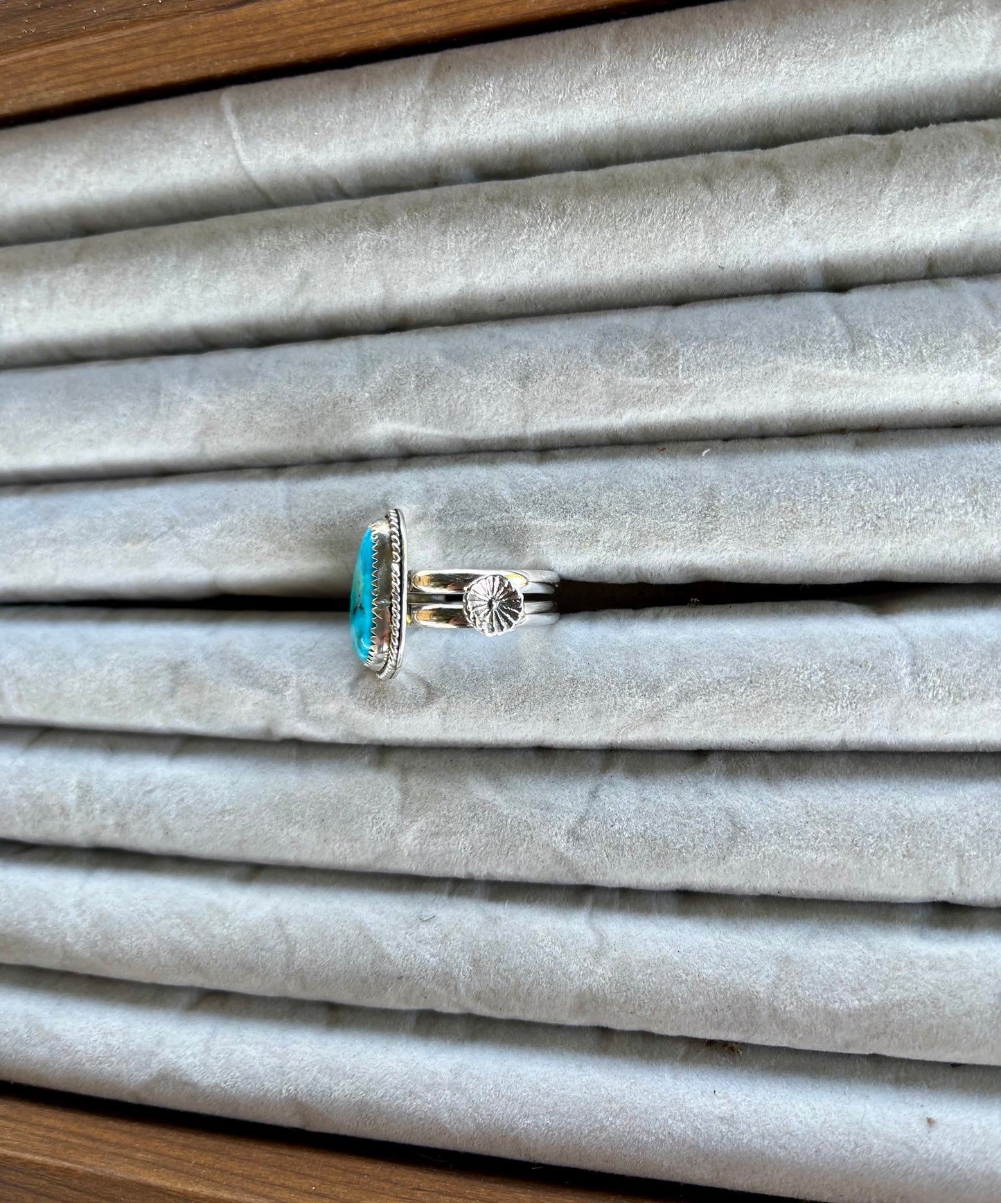 Turquoise Flower/berry Ring (size 7.5 US)