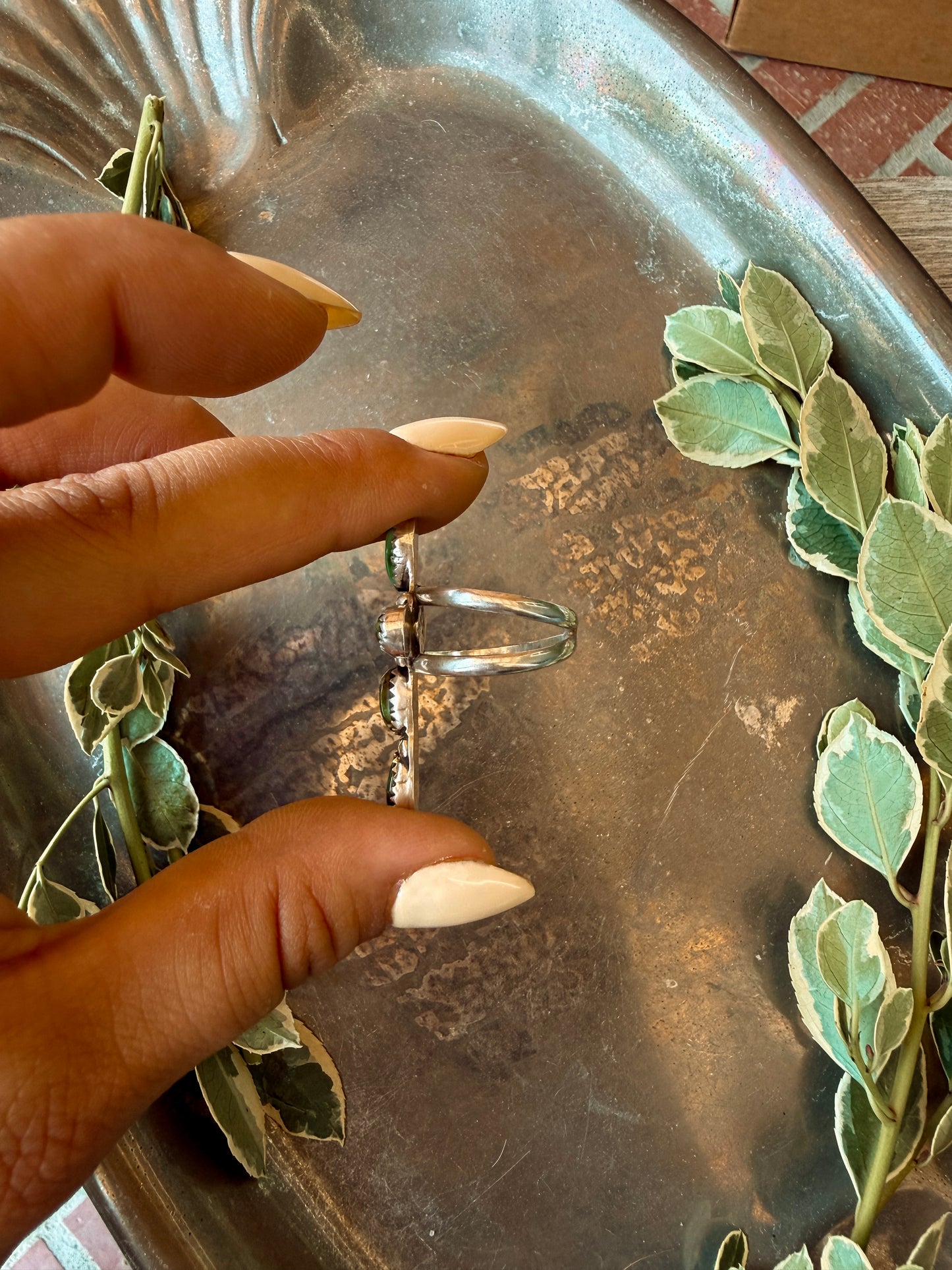 The Rooted Ring (size 8)