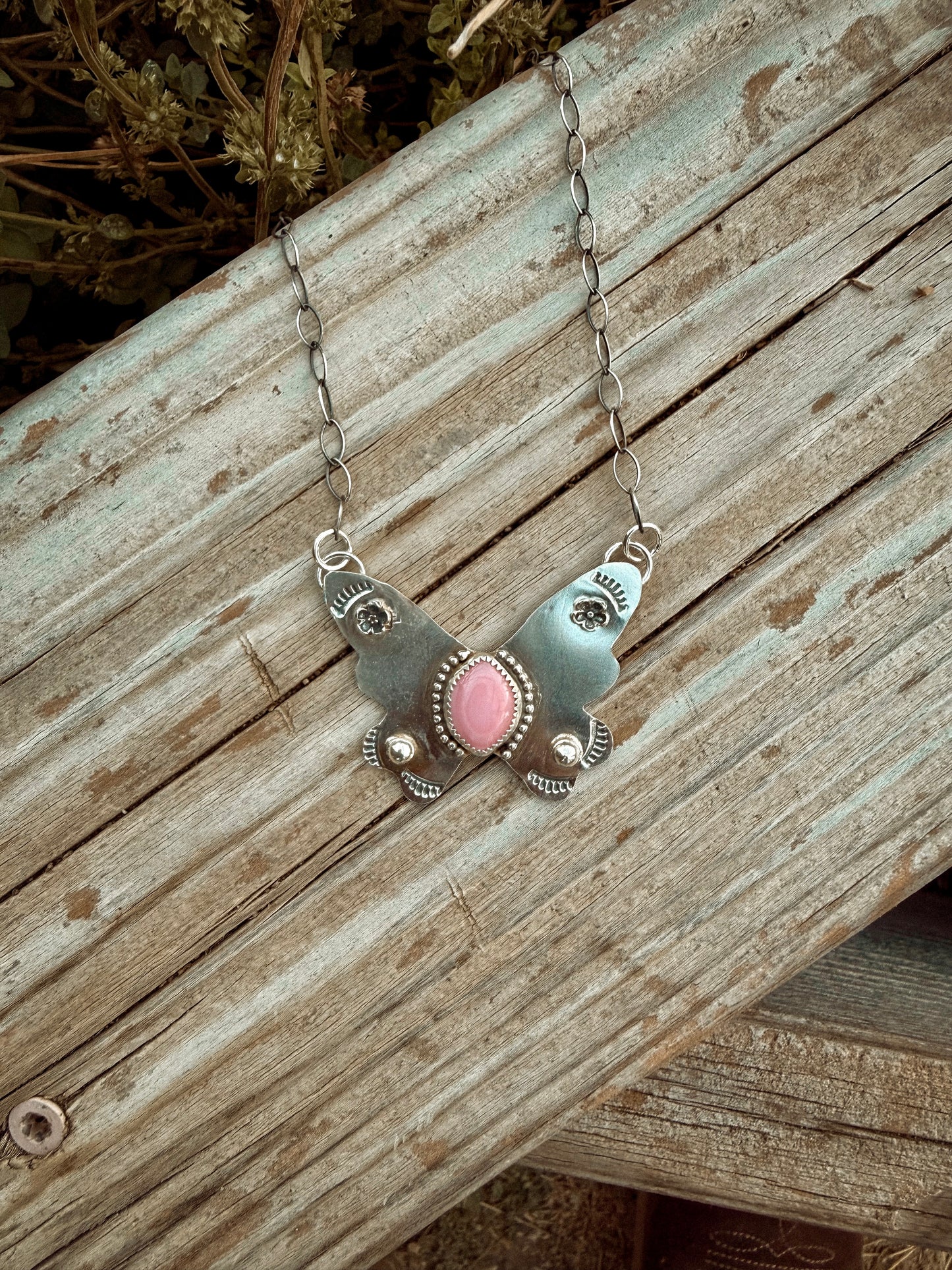 Dolly Pink Conch Butterfly Necklace