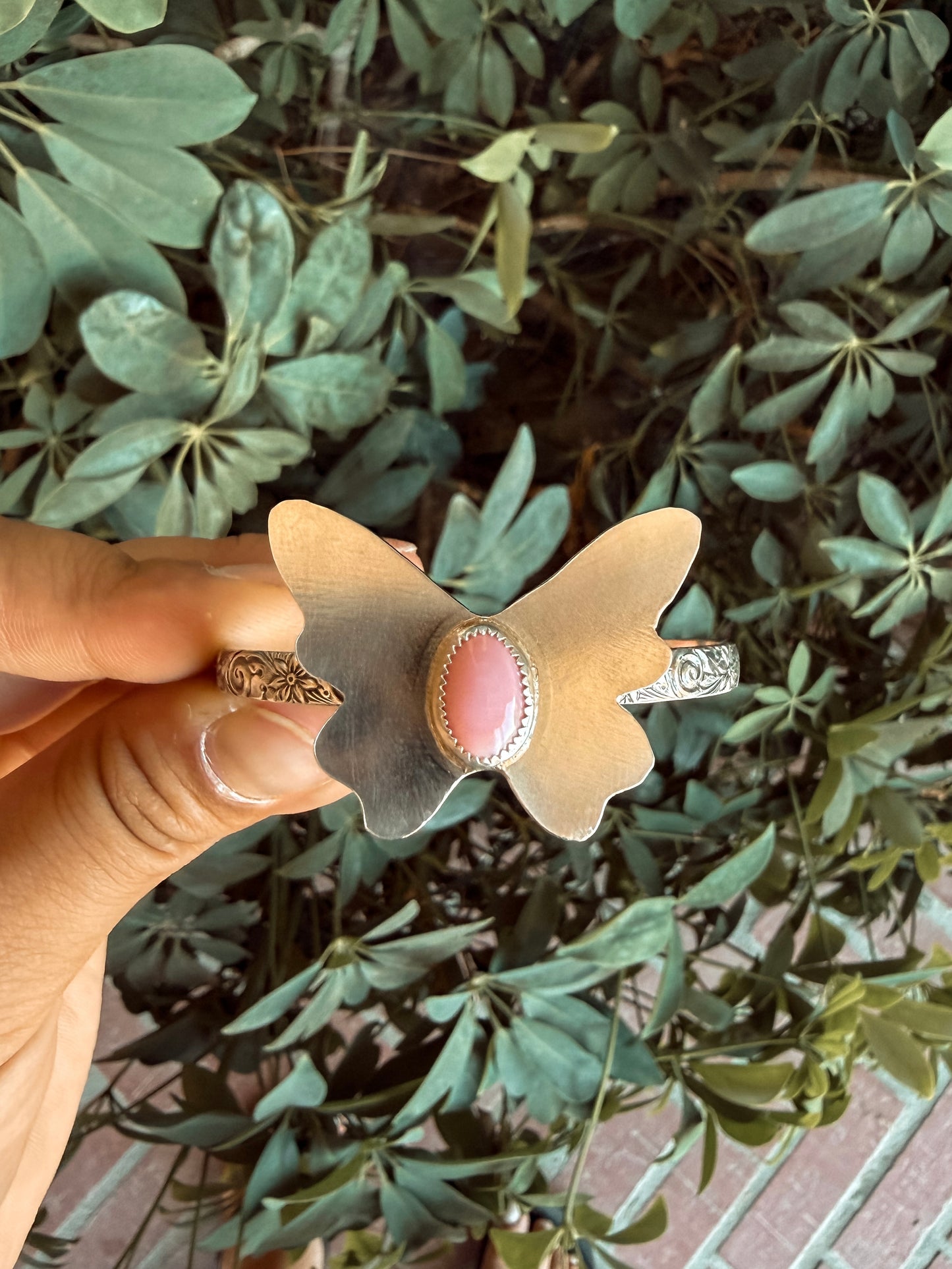 Dolly Pink Conch Butterfly Cuff