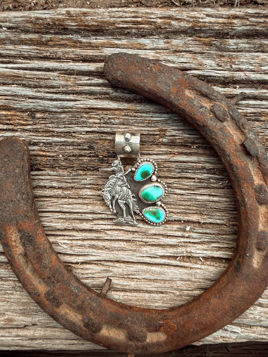 The Levi Pendant